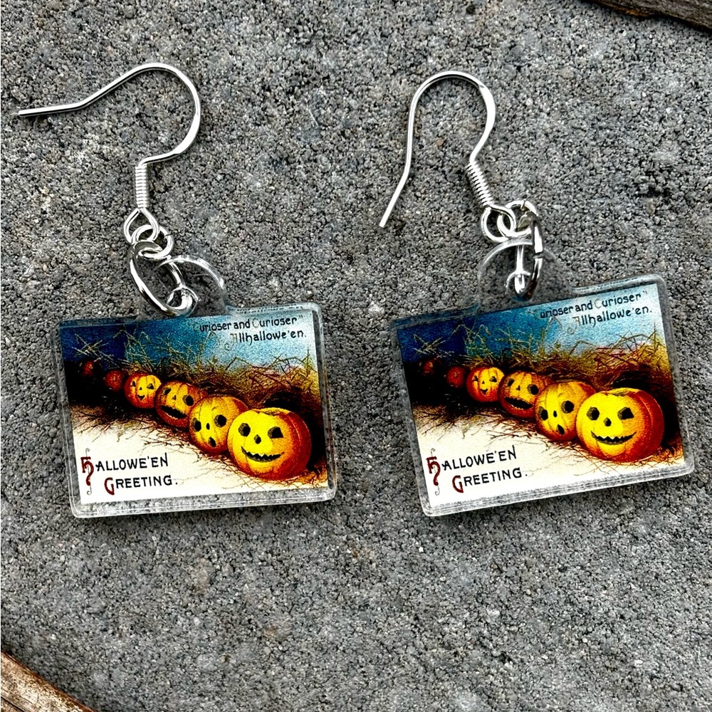 Halloween Jack o lantern earrings, grinning pumpkin jewelry, retro Halloween